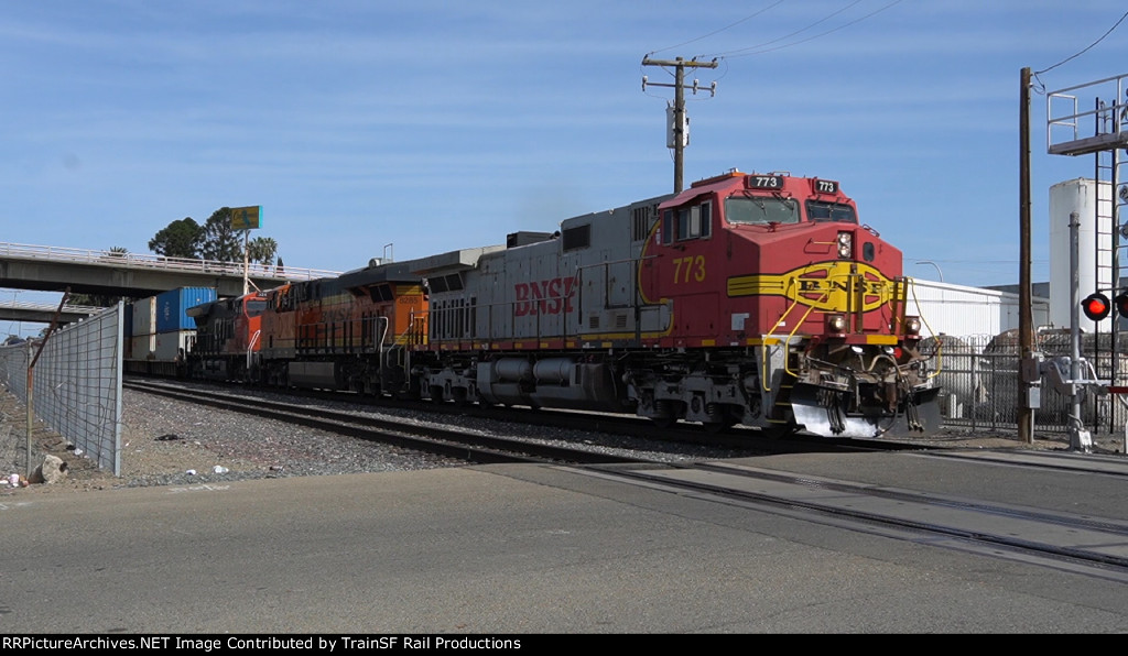 BNSF 773